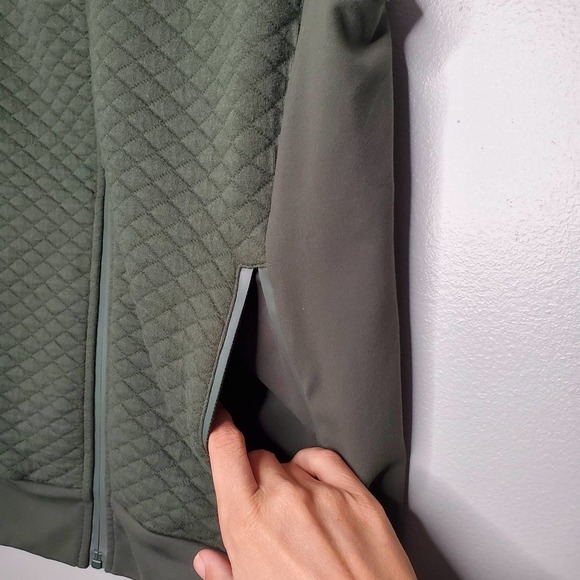 Senita Athletics hunter green quilted vest size M zip up - Picture 6 of 9